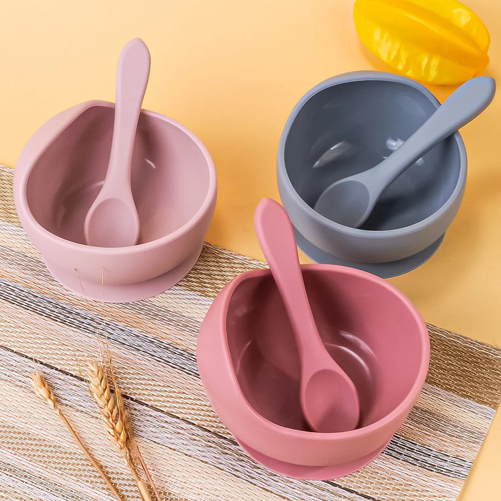 2PCS Baby Silicone Suction Bowls – Non-Slip Infant Feeding Tableware | BPA-Free Toddler Training Food Bowls for Self-Feeding & Weaning