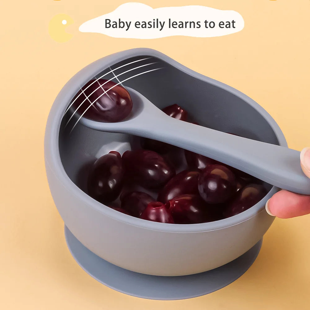2PCS Baby Silicone Suction Bowls – Non-Slip Infant Feeding Tableware | BPA-Free Toddler Training Food Bowls for Self-Feeding & Weaning