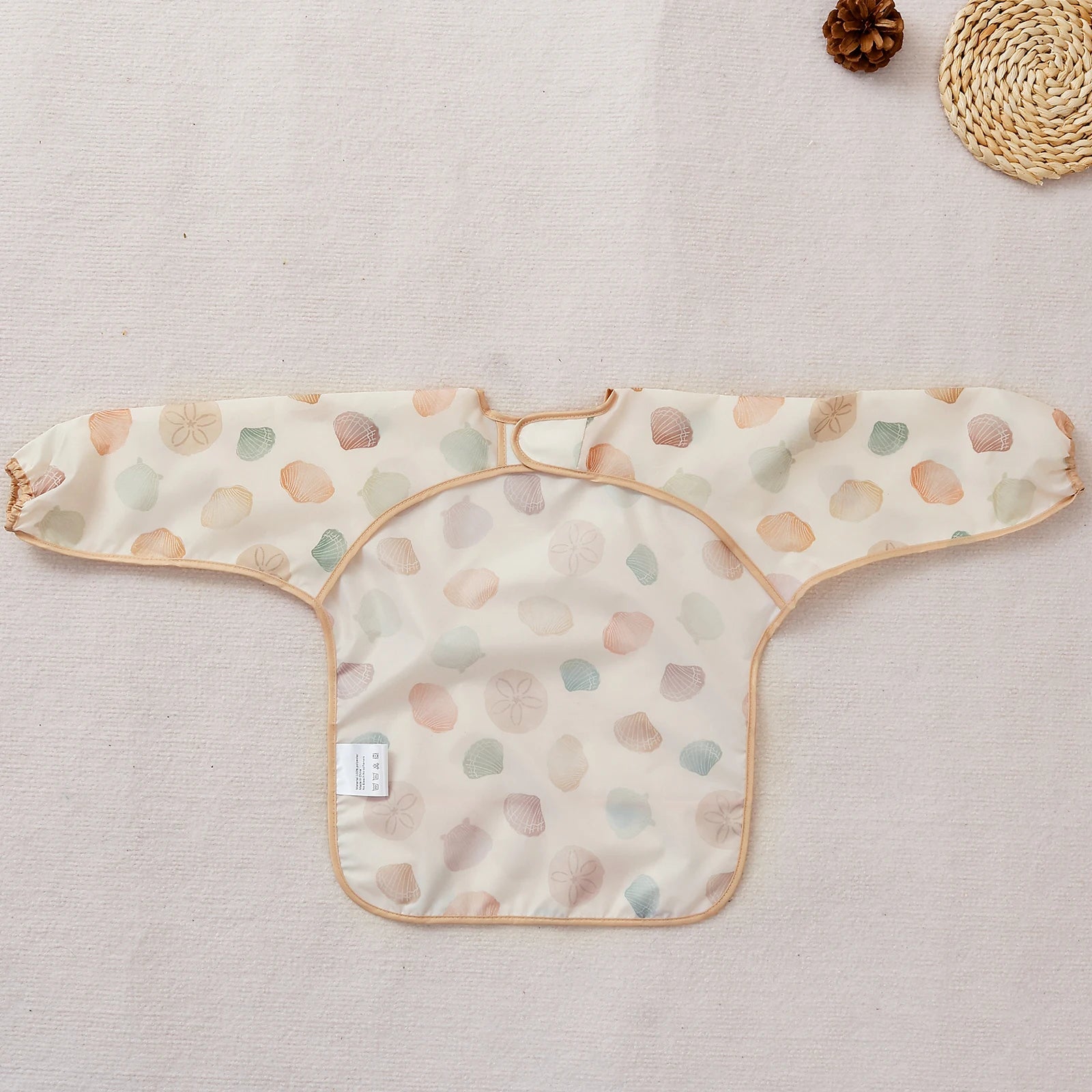 Waterproof Baby Bib with Sleeves – Long Sleeve Feeding Bib & Toddler Apron | Adjustable Tie, Catch-All Pocket, Easy Clean, Lightweight & Reusable (0–3 Years)